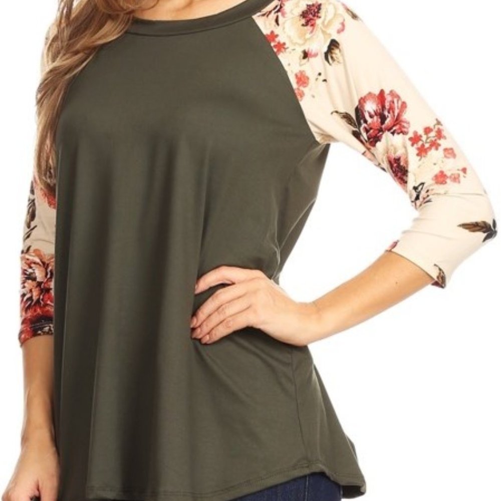 Floral 3/4 Sleeve Tee